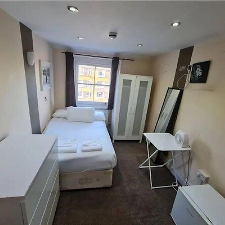 Lovely En-Suite Bedroom ロンドン エクステリア 写真